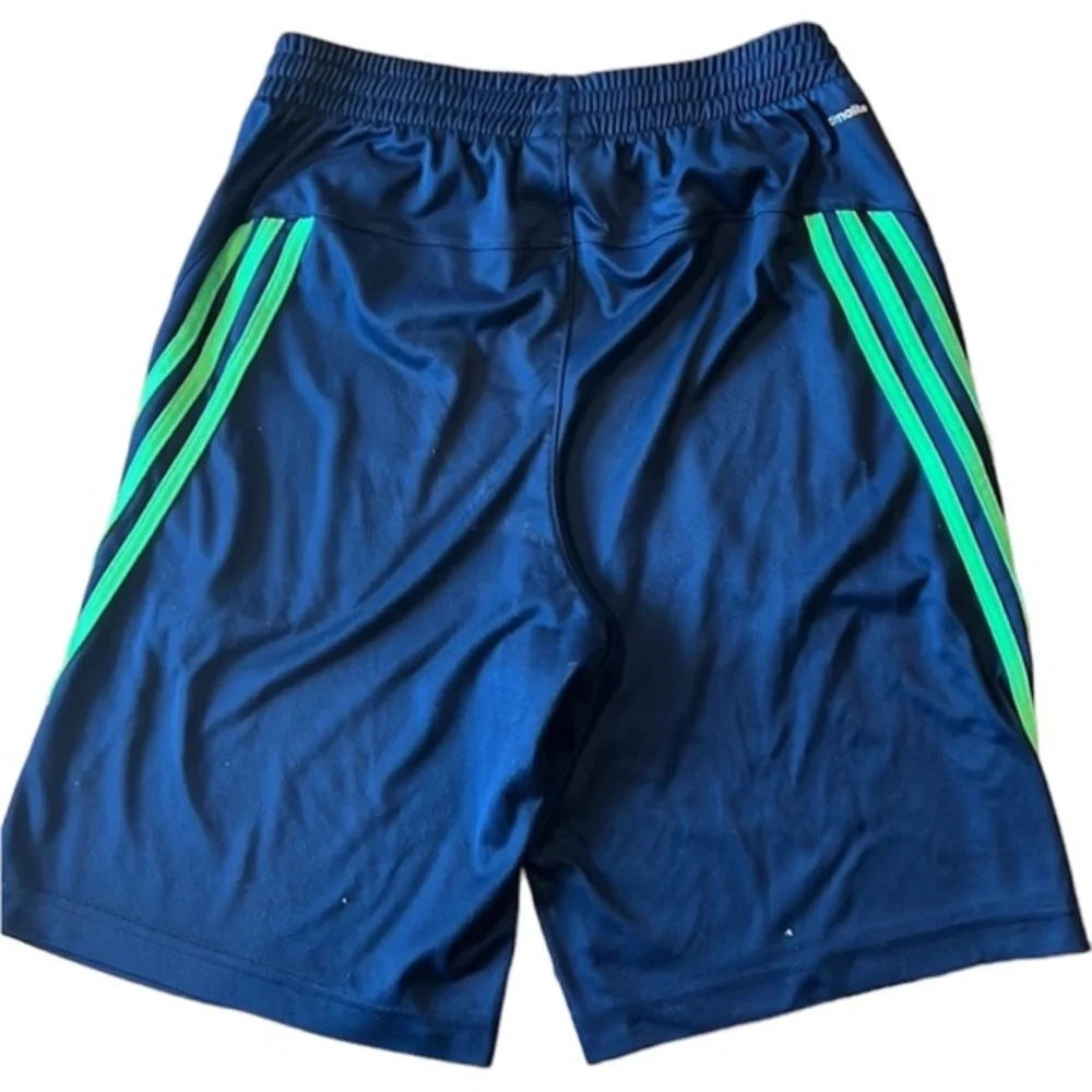 Adidas Shorts‎ Kids Size L 14/16